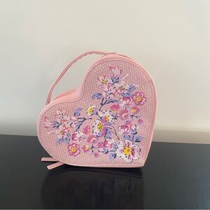 Brand New Vera Bradley heart shaped travel organizer
